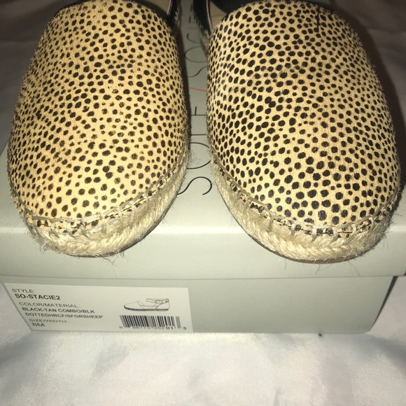 Sandals - Picture 2 of 7